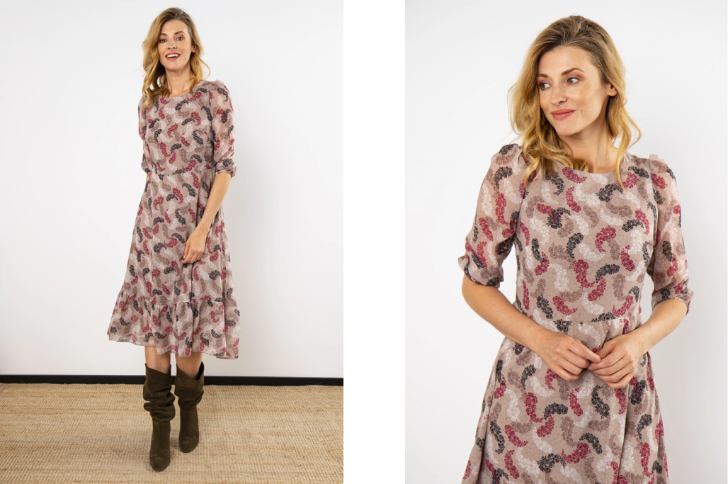 Sukienka ze wzorem paisley